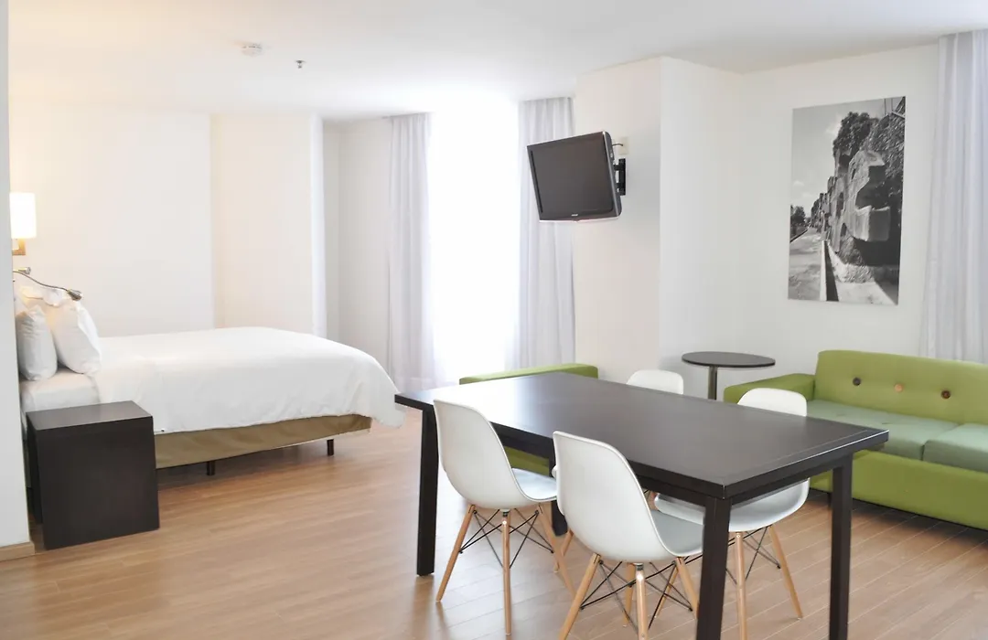 Fiesta Inn Express Naucalpan-1