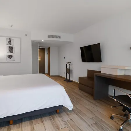Real Inn Perinorte-2